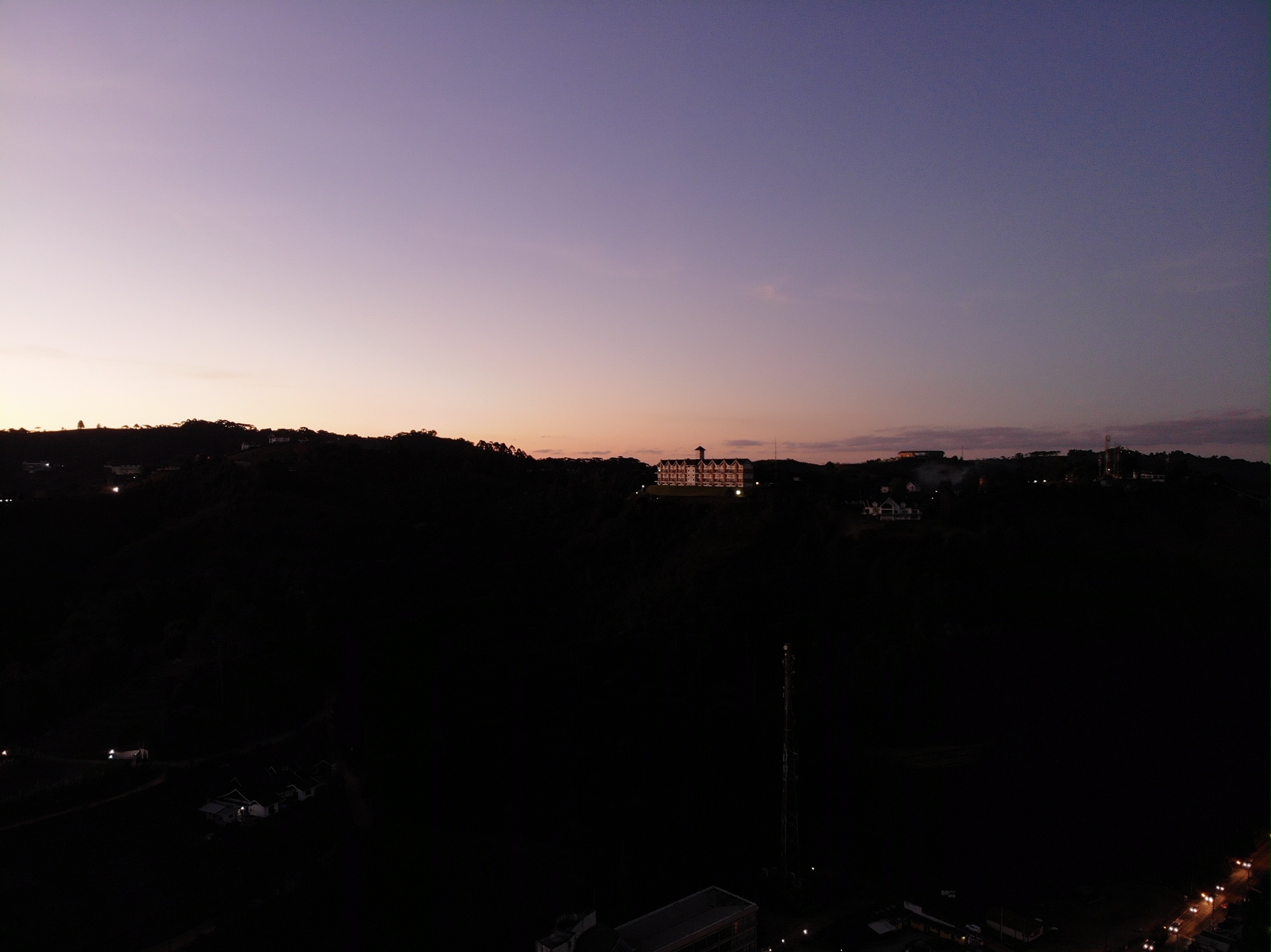 Imagem e Vídeo Aéreo com Drone em Campos do Jordão/SP e Região