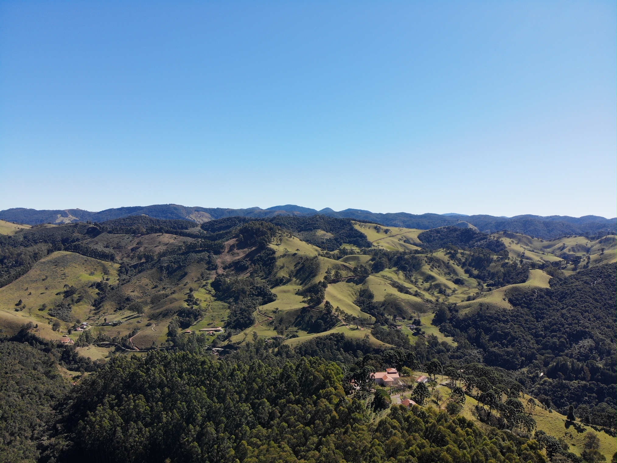 Imagem e Vídeo Aéreo com Drone em Campos do Jordão/SP e Região