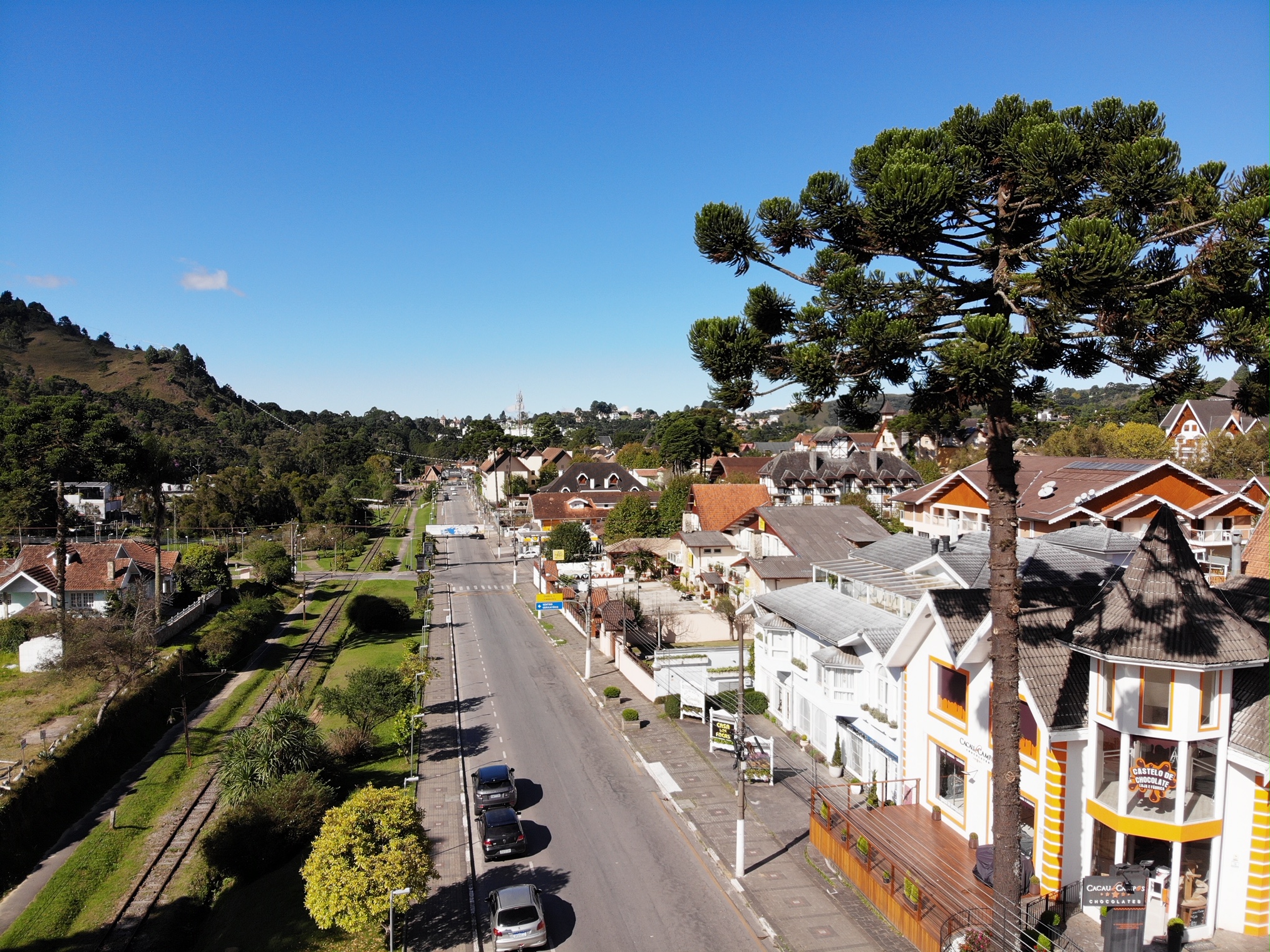 Imagem e Vídeo Aéreo com Drone em Campos do Jordão/SP e Região