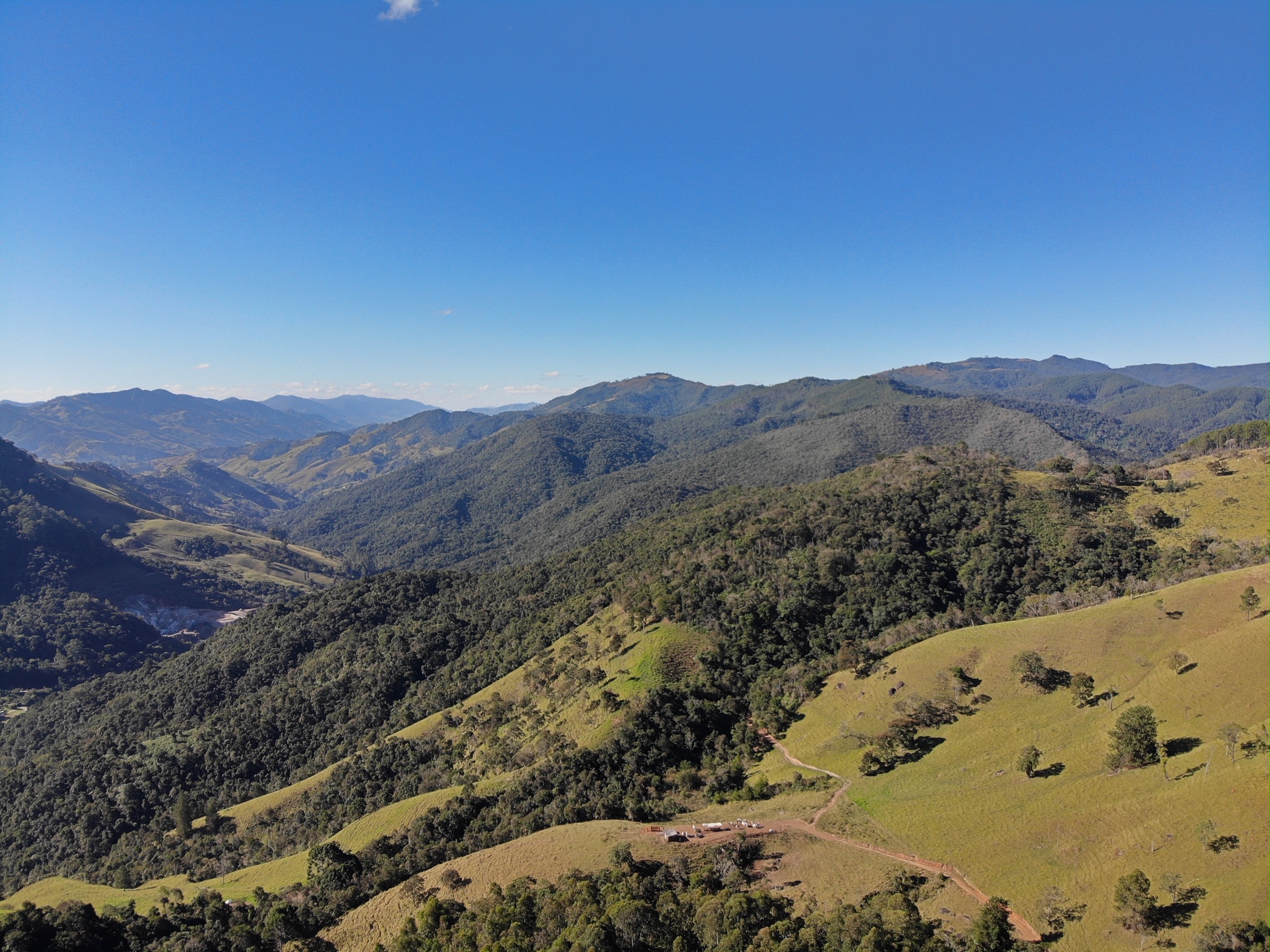 Imagem e Vídeo Aéreo com Drone em Campos do Jordão/SP e Região