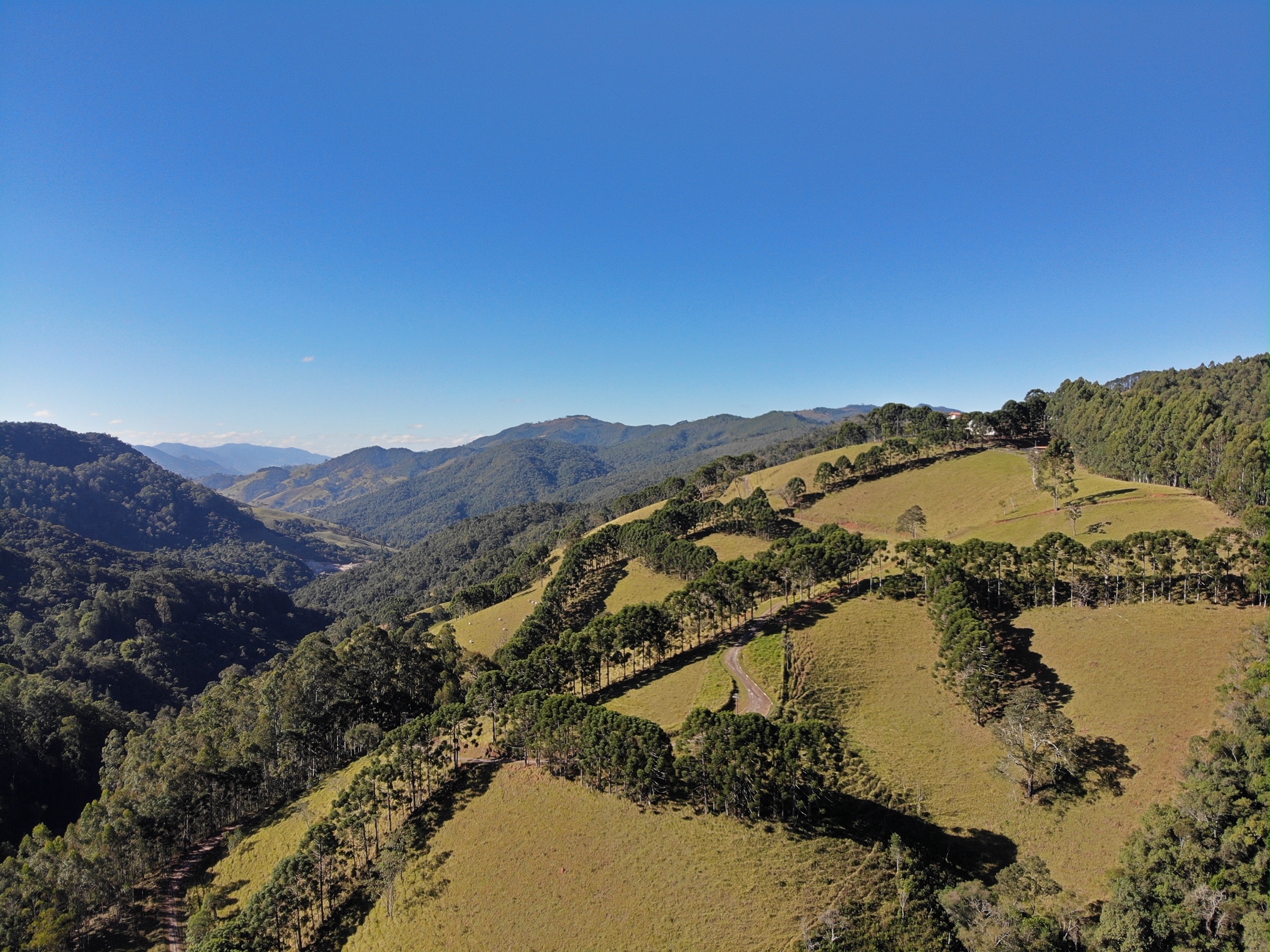 Imagem e Vídeo Aéreo com Drone em Campos do Jordão/SP e Região