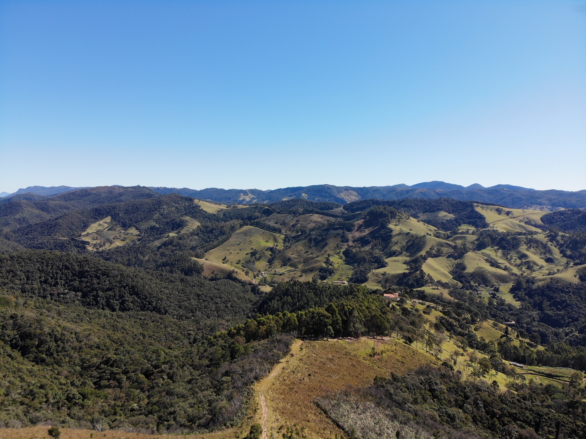 Imagem e Vídeo Aéreo com Drone em Campos do Jordão/SP e Região